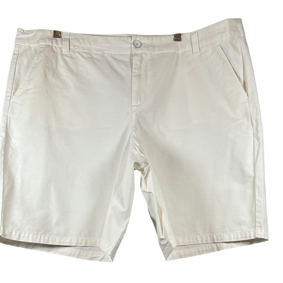 GAP Women's ESSENTIAL BOYFRIEND ROLL-UP BERMUDA, OPTIC WHITE, Size 20 - Picture 2 of 6